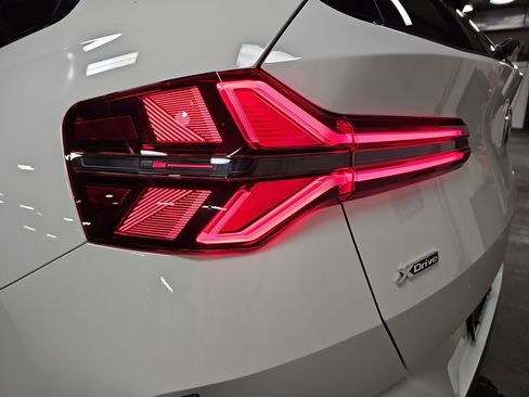 Certified 2025 BMW X3 xDrive30i w/ M Sport Package image 36