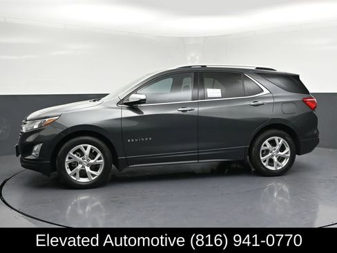 Used 2018 Chevrolet Equinox Premier image 2