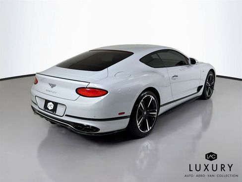 Used 2022 Bentley Continental GT AWD/4WD image 6
