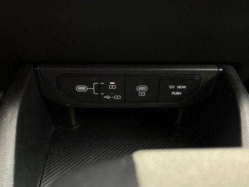 Used 2025 Kia K4 FWD image 26