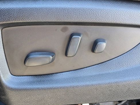 Used 2018 Chevrolet Silverado 1500 LT w/ Texas Edition image 21