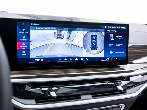 Certified 2025 BMW X5 M60i w/ Climate Comfort Package image 25