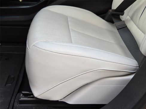 Used 2024 Cadillac Lyriq Luxury w/ LPO, Floor Liner Package AWD/4WD image 27