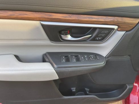 Used 2020 Honda CR-V Touring image 8