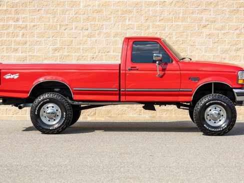 Used 1997 Ford F250 4x4 Regular Cab Heavy Duty image 9