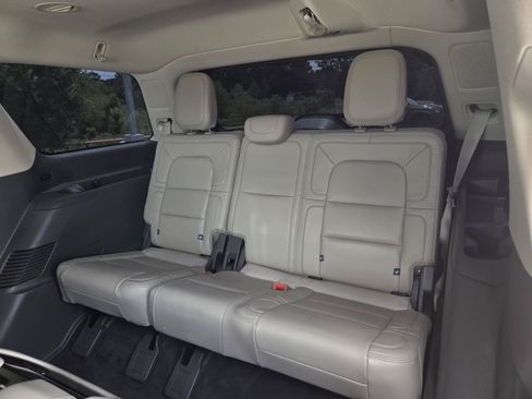 Used 2024 Lincoln Navigator Reserve AWD/4WD image 34