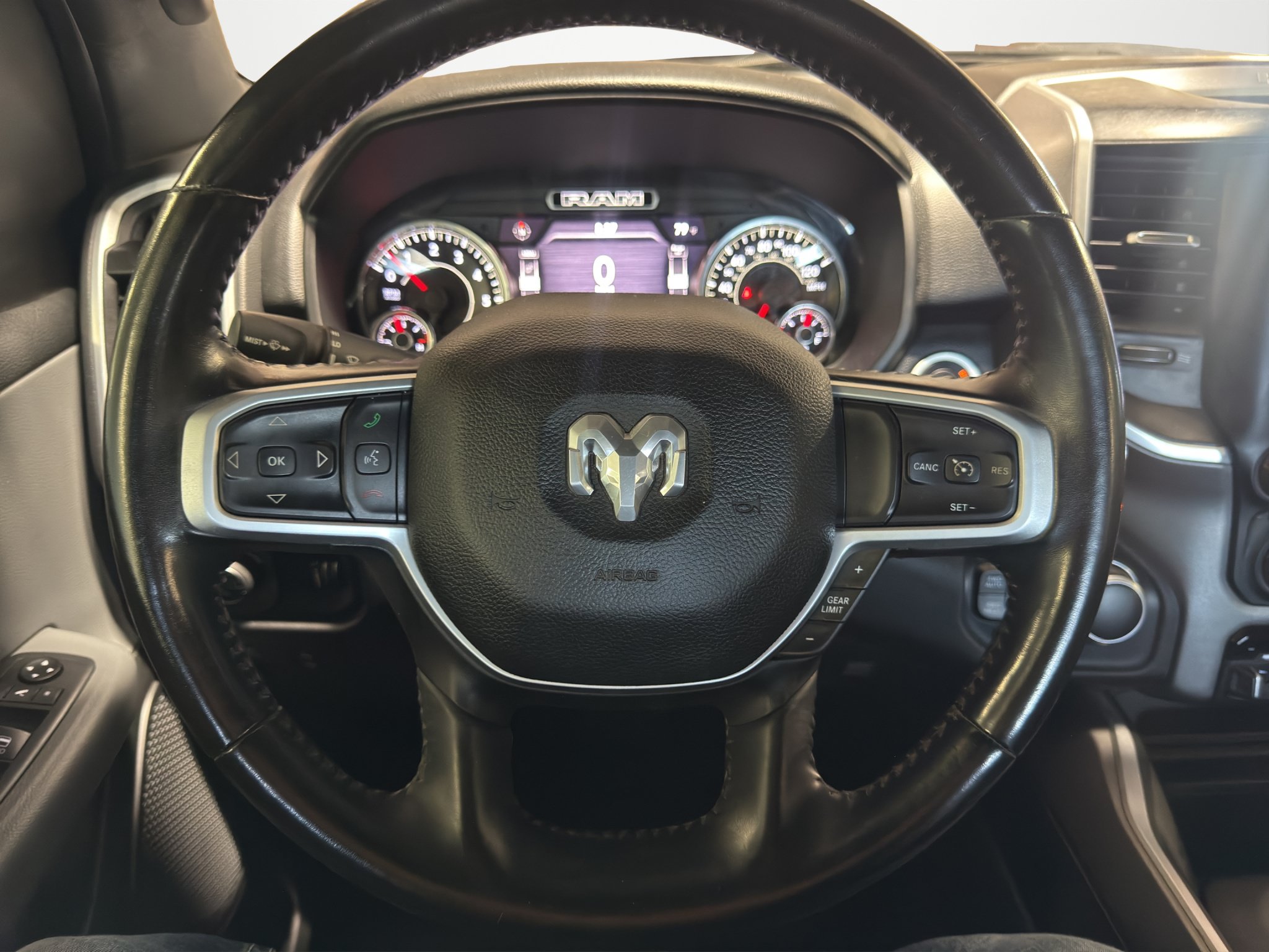 Used 2021 RAM 1500 Big Horn AWD/4WD image 9
