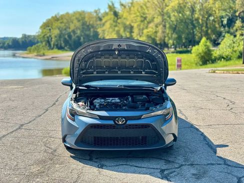 Used 2022 Toyota Corolla LE FWD image 13