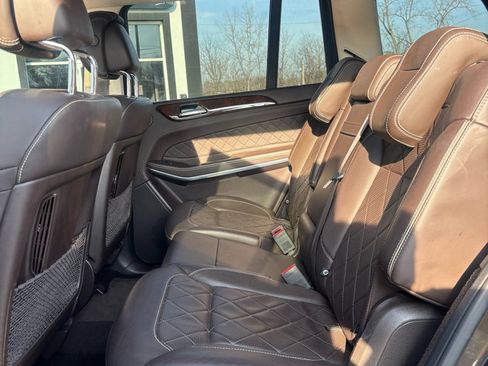 Used 2017 Mercedes-Benz GLS 550 4MATIC image 18