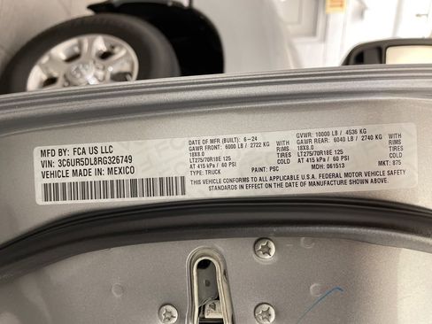 Certified 2024 RAM 2500 Big Horn w/ Sport Appearance Package image 33