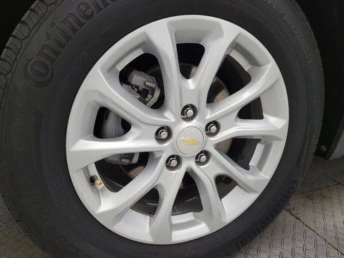 Used 2019 Chevrolet Equinox LT image 31