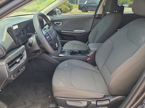 Used 2025 Kia K4 FWD image 16