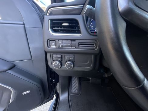 Used 2023 Chevrolet Suburban RST image 17