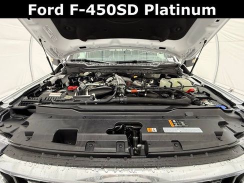 Used 2026 Ford F450 Platinum w/ FX4 Off-Road Package image 9