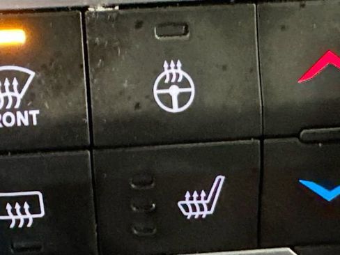 Used 2021 Jeep Gladiator Sport image 17