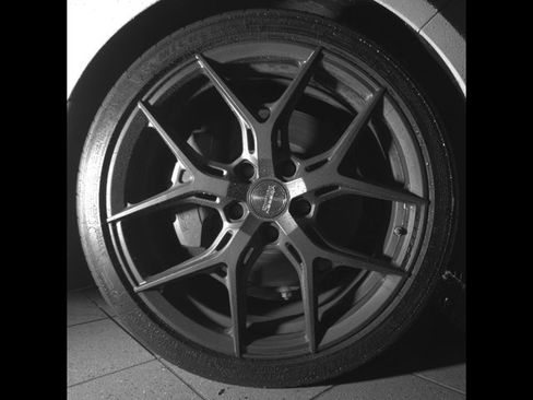 Used 2021 Chevrolet Corvette Stingray Premium Conv w/ Z51 Performance Package image 9