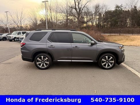 Certified 2025 Honda Pilot Elite image 7