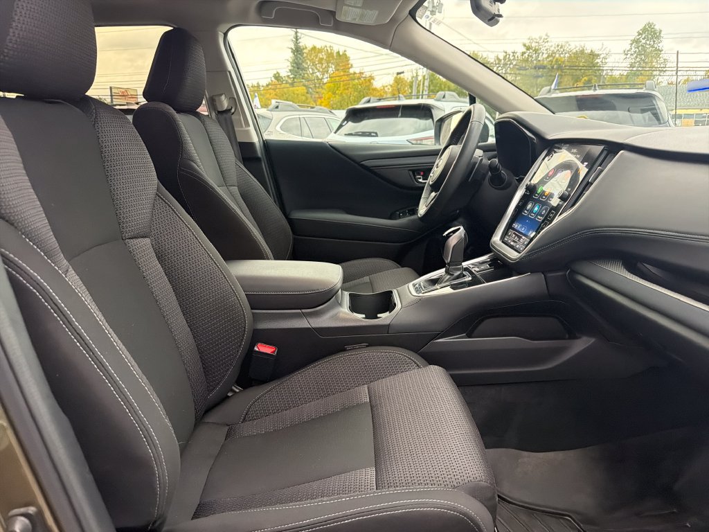 Used 2024 Subaru Outback Premium AWD/4WD image 38