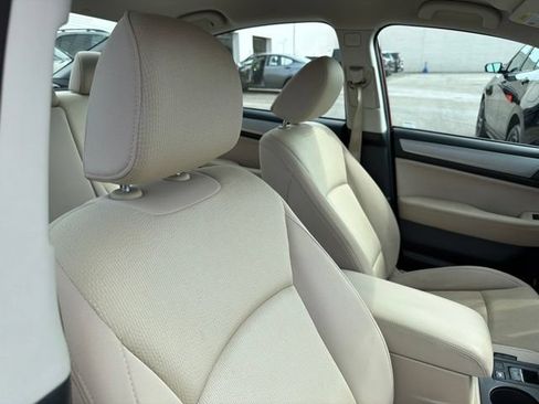 Used 2015 Subaru Legacy 2.5i AWD/4WD image 21