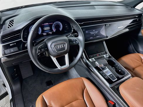Used 2023 Audi Q7 3.0T Premium w/ Convenience Package AWD/4WD image 13