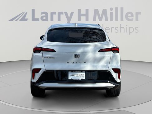Used 2025 Buick Envista Sport Touring w/ Convenience I Package FWD image 4