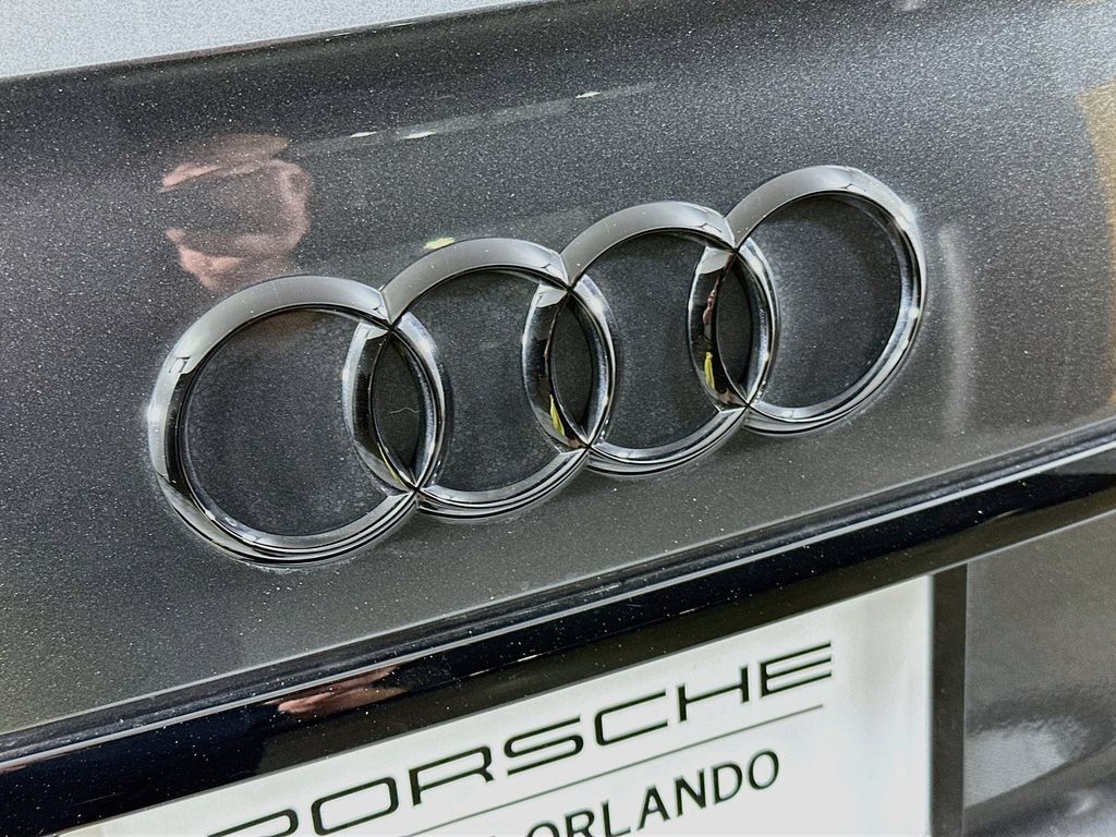 Used 2025 Audi SQ5 Premium Plus AWD/4WD image 34