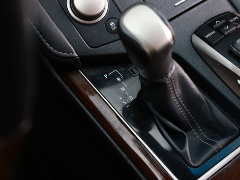 Used 2016 Lexus ES 350 w/ Luxury Package w/Wood Trim FWD image 42