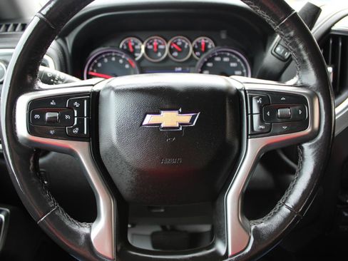 Used 2021 Chevrolet Silverado 1500 LT w/ Safety Package II AWD/4WD image 17