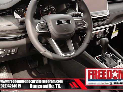 New 2026 Jeep Compass Latitude AWD/4WD image 25