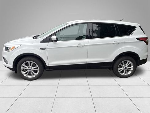 Used 2017 Ford Escape SE AWD/4WD image 6