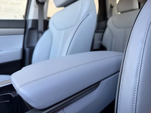 Used 2024 Hyundai Palisade SEL FWD image 15