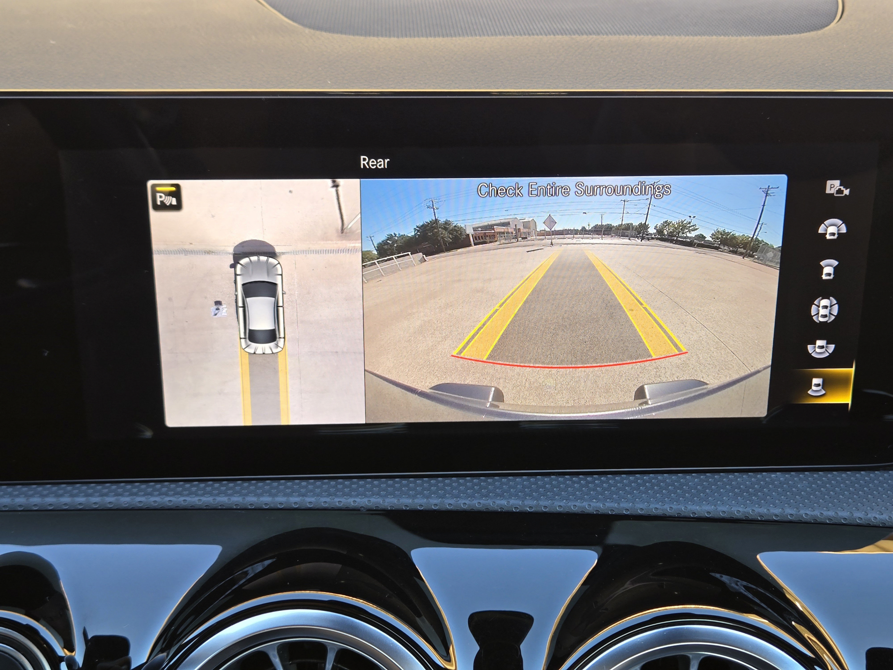 Used 2023 Mercedes-Benz CLA 250 4MATIC image 15