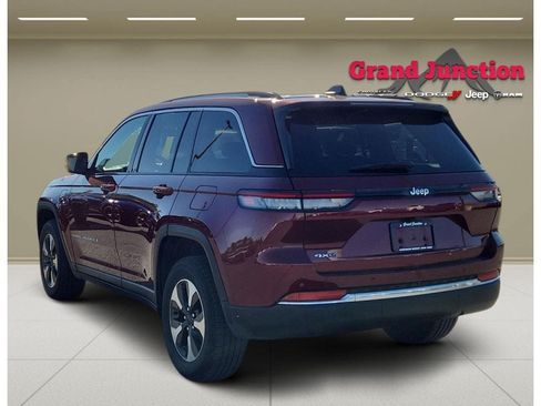 Used 2024 Jeep Grand Cherokee Limited 4xe AWD/4WD image 4