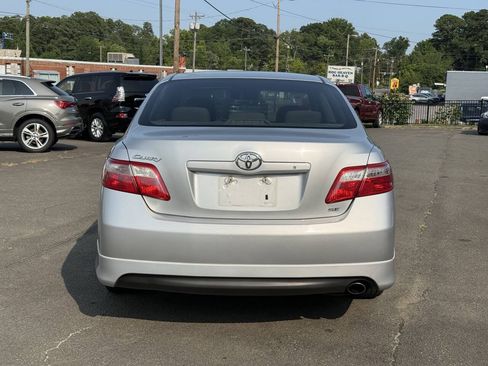 Used 2009 Toyota Camry SE FWD image 7