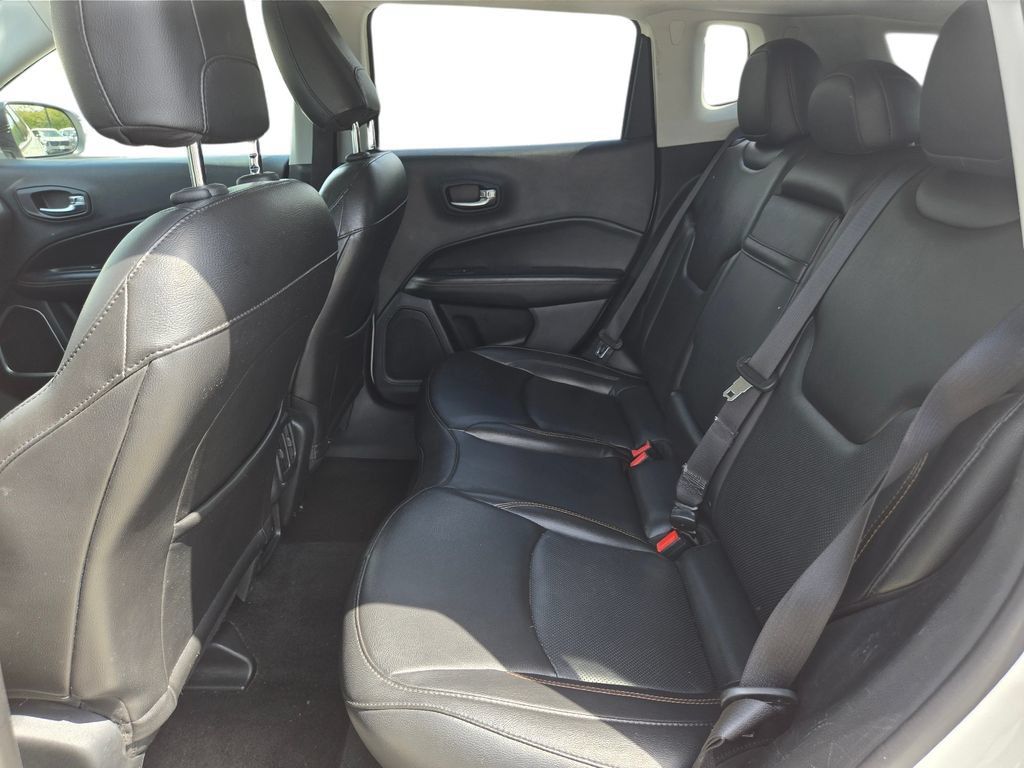 Used 2019 Jeep Compass Limited FWD image 18
