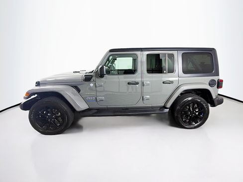Used 2023 Jeep Wrangler Unlimited Sahara w/ Cold Weather Group AWD/4WD image 4
