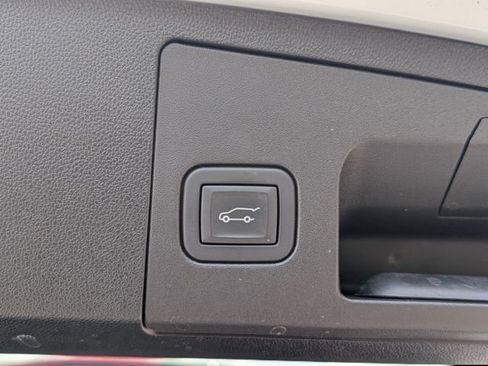 Used 2024 Cadillac XT4 Sport w/ Cold Weather Package AWD/4WD image 29
