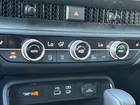 Used 2024 Honda CR-V EX image 17