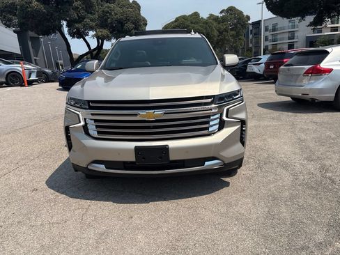 Used 2024 Chevrolet Tahoe High Country AWD/4WD image 8