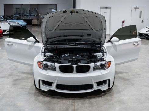 Used 2011 BMW 1 Series M RWD image 38