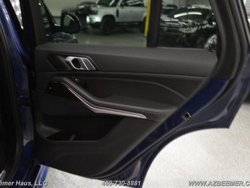 Used 2019 BMW X5 xDrive40i w/ M Sport Package AWD/4WD image 38