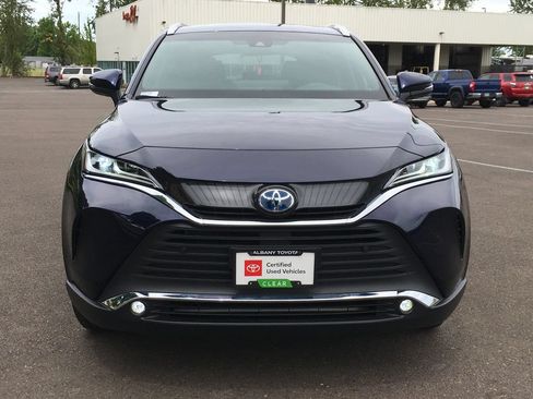 Used 2023 Toyota Venza XLE AWD/4WD image 10