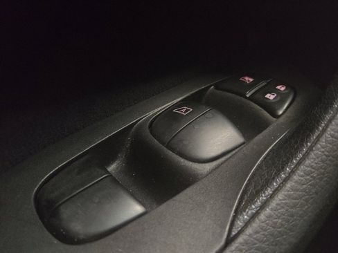 Used 2015 Nissan Altima 2.5 S w/ Power Driver Seat Package FWD image 27