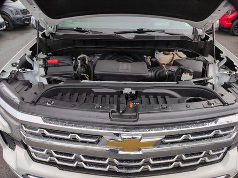 Used 2023 Chevrolet Silverado 1500 LTZ w/ LTZ Premium Package image 17