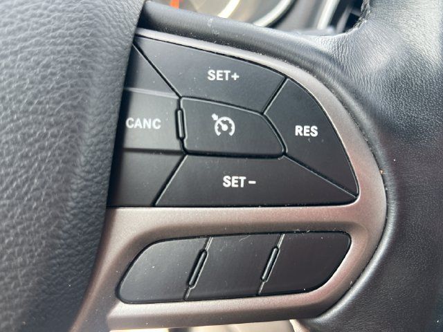Used 2019 Jeep Cherokee Limited AWD/4WD image 26