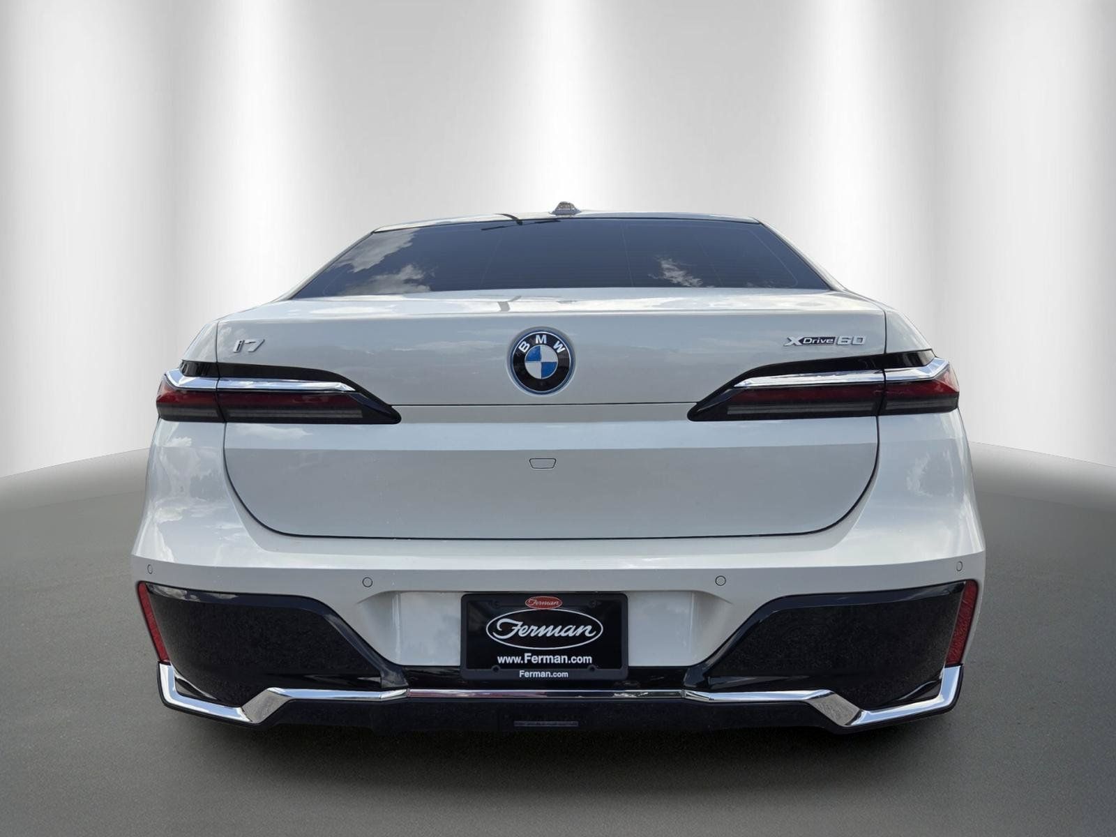 Certified 2025 BMW i7 xDrive60 AWD/4WD image 6