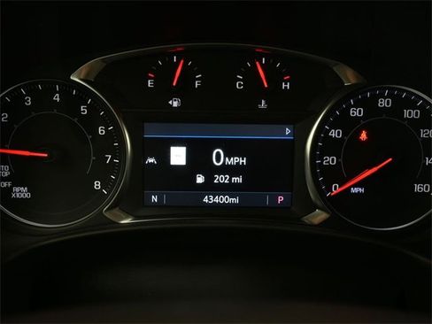 Used 2022 GMC Terrain SLE w/ Driver Convenience Package image 9