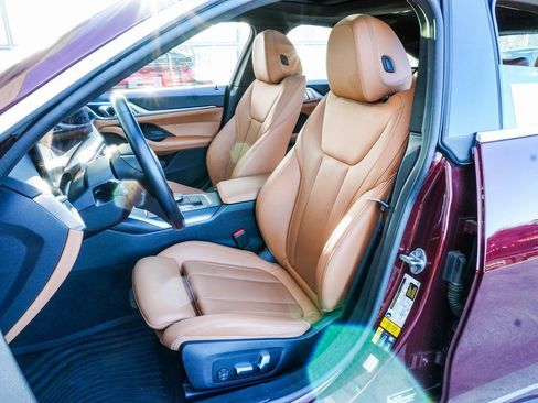 Used 2022 BMW i4 eDrive40 image 21