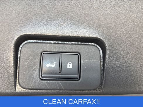 Used 2023 Nissan Rogue SV w/ SV Premium B Package image 16