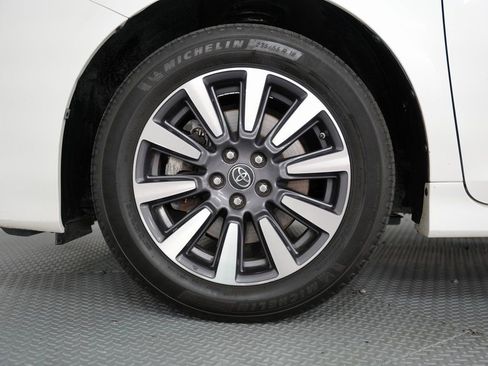 Used 2019 Toyota Sienna Limited Premium AWD/4WD image 63